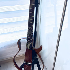 야마하 SLG-200S 사일런트 기타