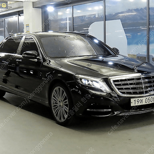 벤츠S클래스-W222 마이바흐 S 500 4MATIC중고차 할부 리스 카드 전액할부 가능합니다