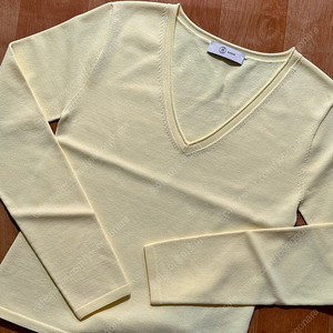 블러썸에이치컴퍼니/ RE V-NECK WHOLEGARMENT KNIT / yellow