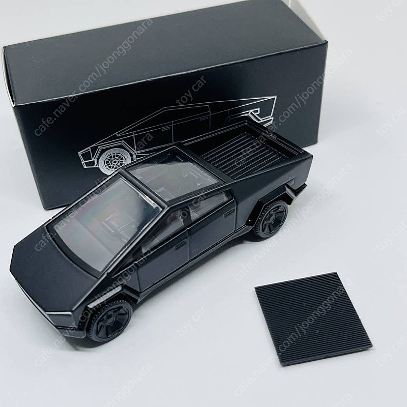 1:64 XCARTOYS 테슬라 TESLA 사이버트럭 블랙 다이캐스트 미개봉 새상품