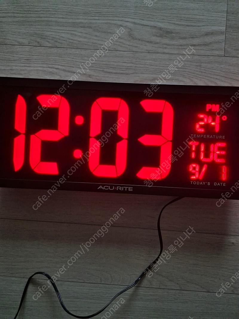 Acurite 디지털 LED 시계 (14.5인치) (택포)