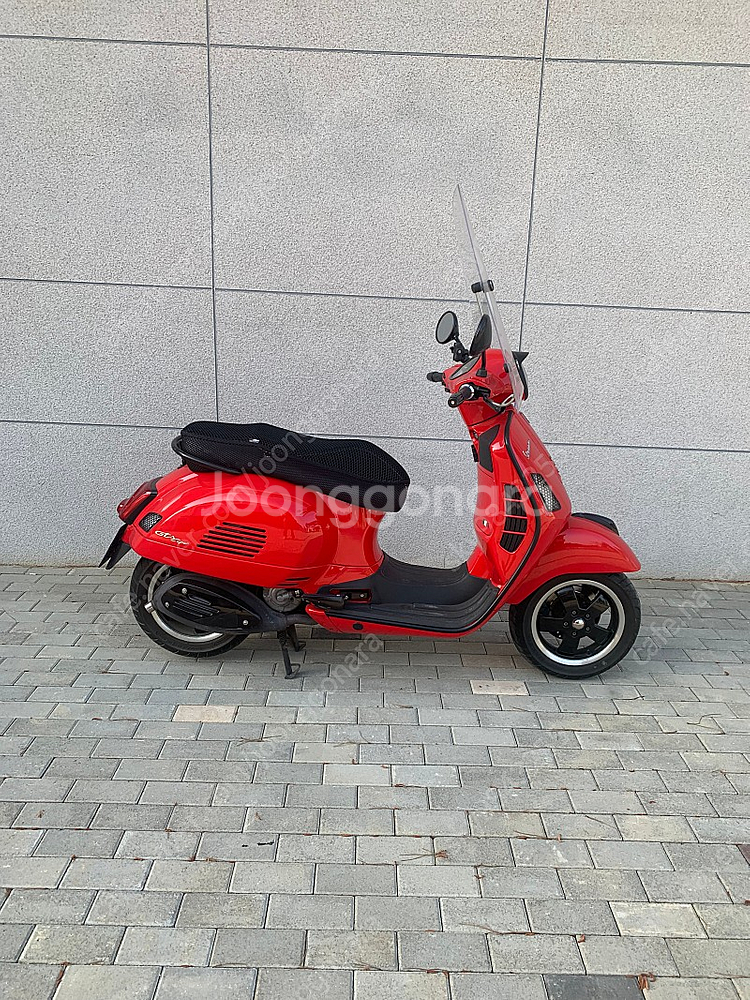 베스파gts300 레드블랙에디션--2