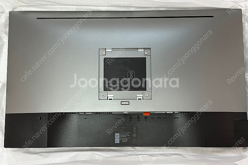 Dell U2518D--6