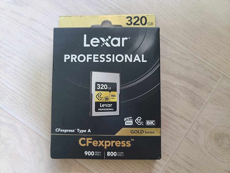렉사 CFexpress Type A GOLD 320GB 팝니다.