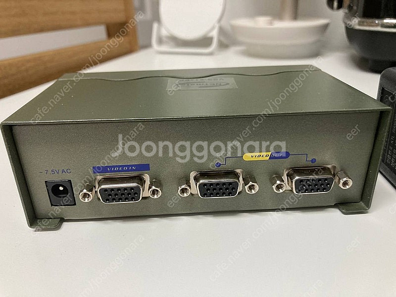 NETmate 강원전자 VSS-812PF 초고해상도 1:2 모니터 분배기--1