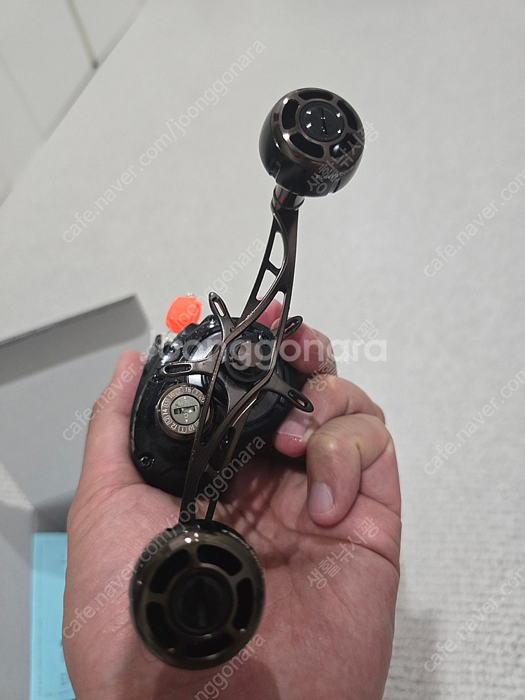 낚시 쭈갑 도요 라이거 30 SW 우핸들 6.8기어비 S급 더블핸들--2