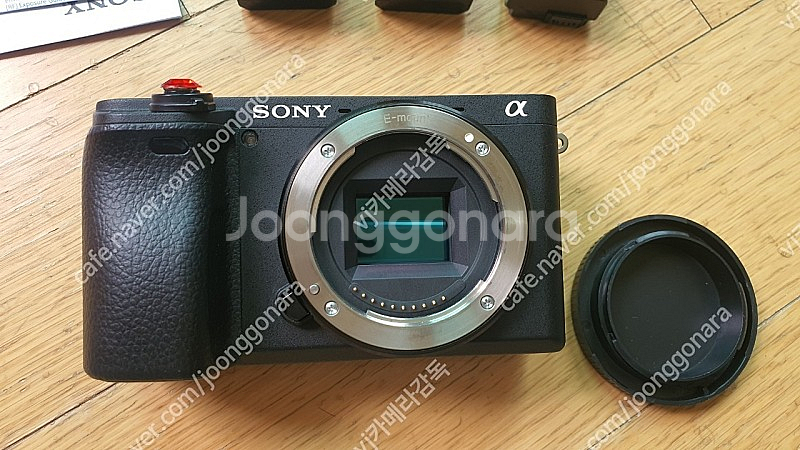 소니a6400바디 렌즈풀셋팝니다.--1