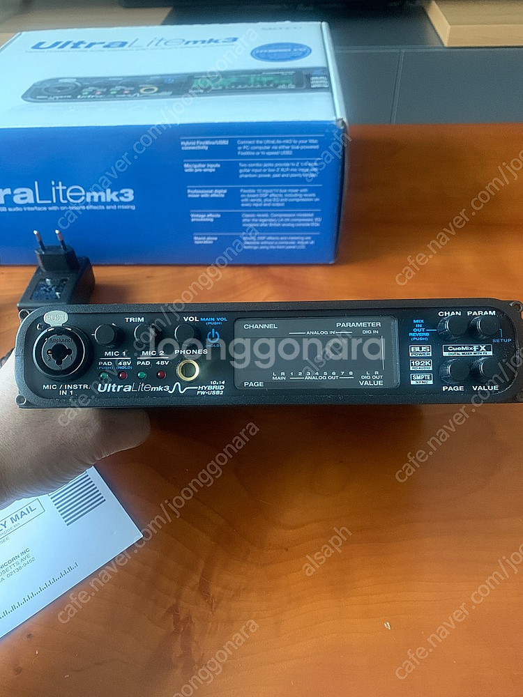 (풀 박스) MOTU UltraLite mk3 Hybr...--3