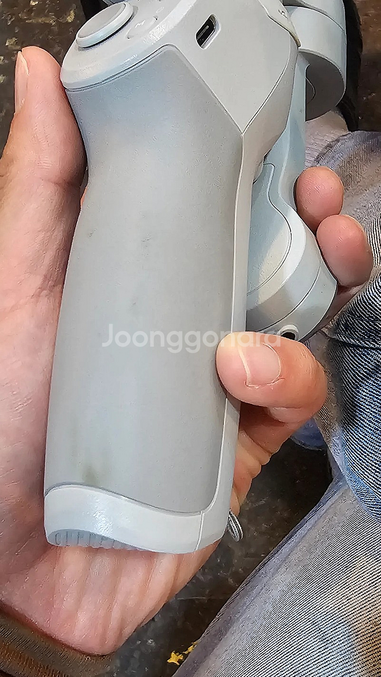 <택포> DJI Om 4 +케이스 포함--1