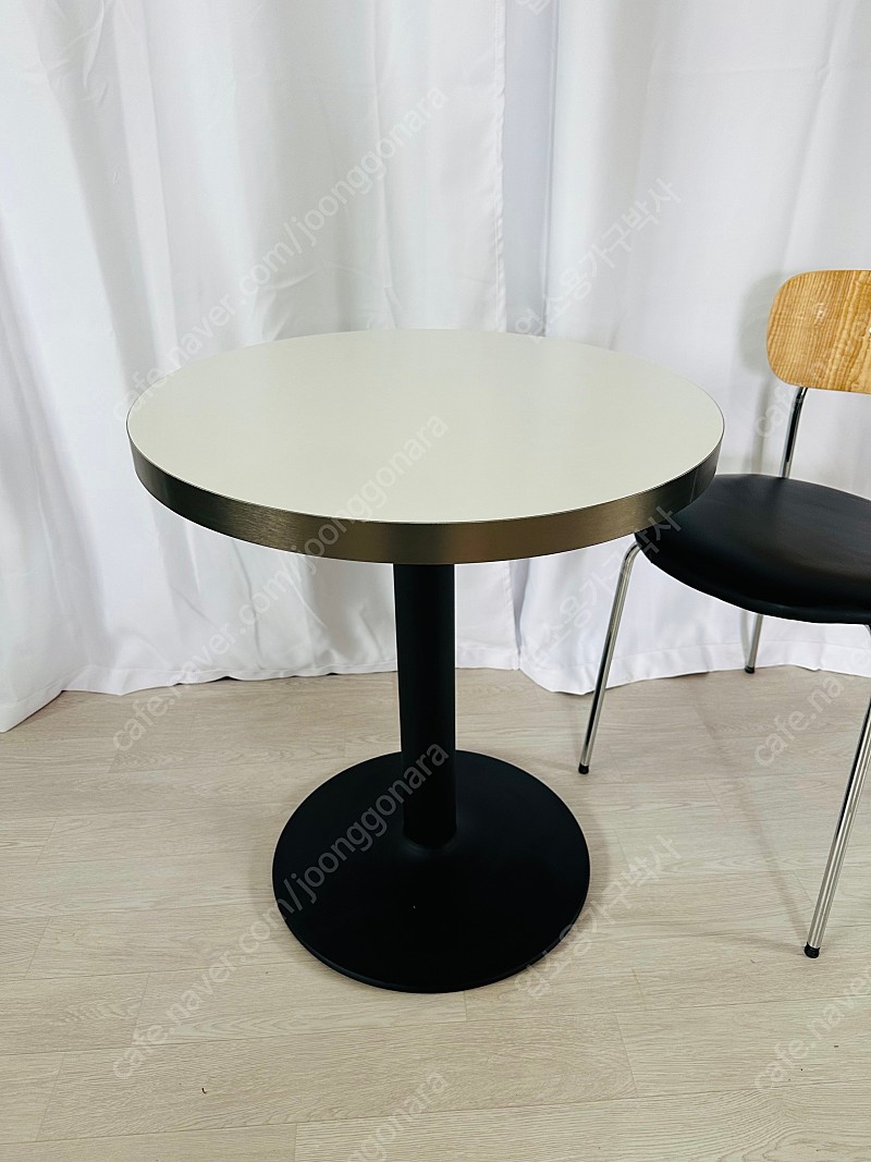 업소용 식당용 카페용 테이블 의자 테이블 주문제작 가능 원형 사각 실버엣지