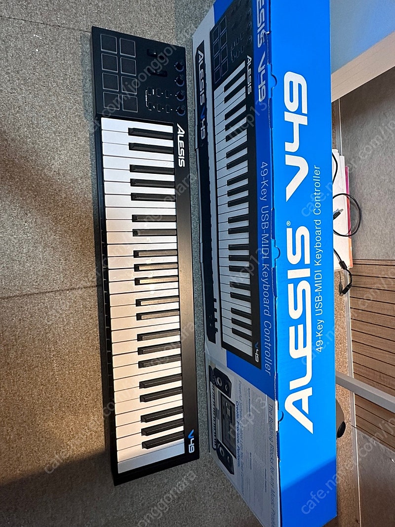 알레시스 Alesis V49 마스터 키보드 판매합니다