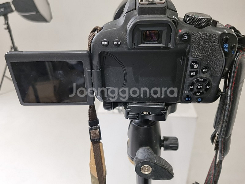 캐논 EOS 800D 카메라+렌즈 세트--4