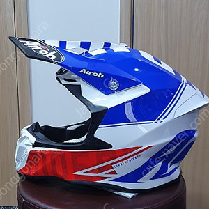 미사용 신품 에어로 헬멧 [Airoh Twist 2.0 Tech Motocross Helmet] + 100% 고글2개