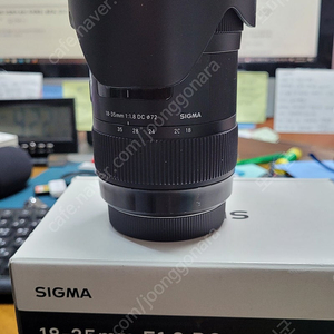 시그마 18-35mm F1.8 DC