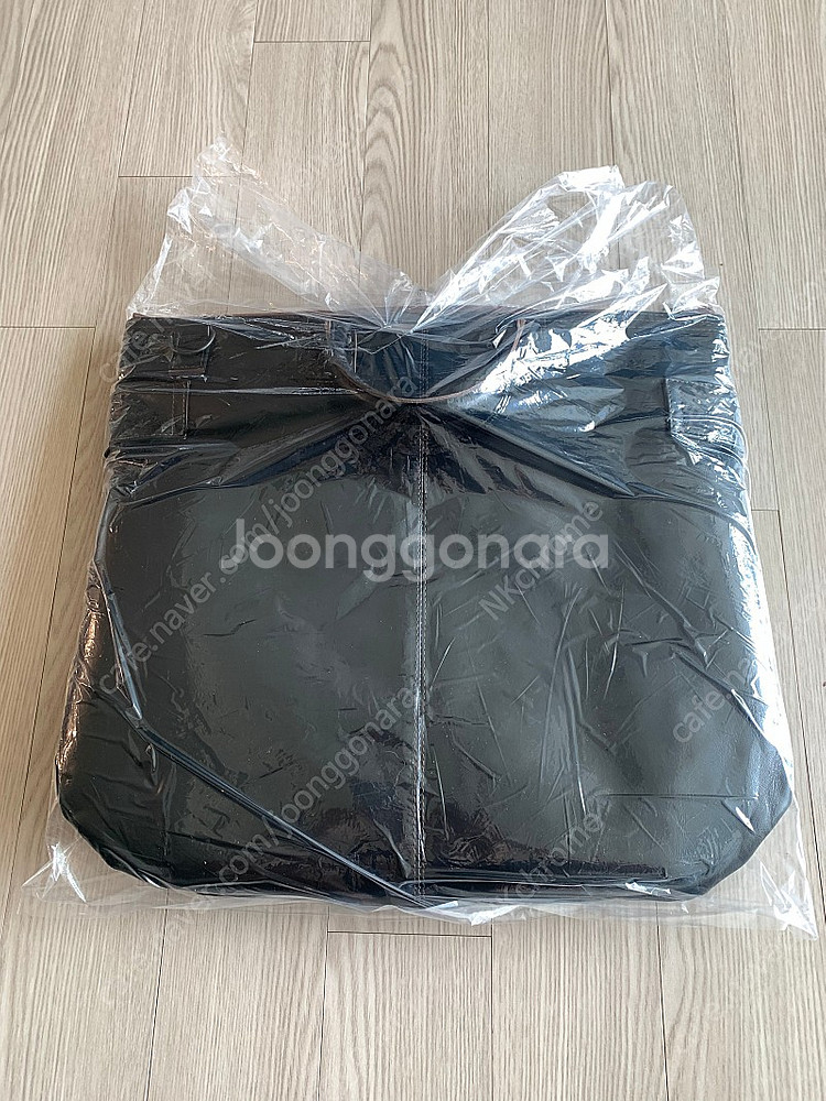 [미사용] 토이즈맥코이 헬맷백 말가죽 블랙--1