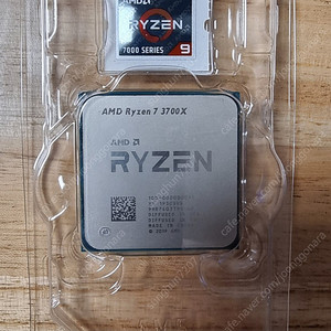 AMD RYZEN7 3700X