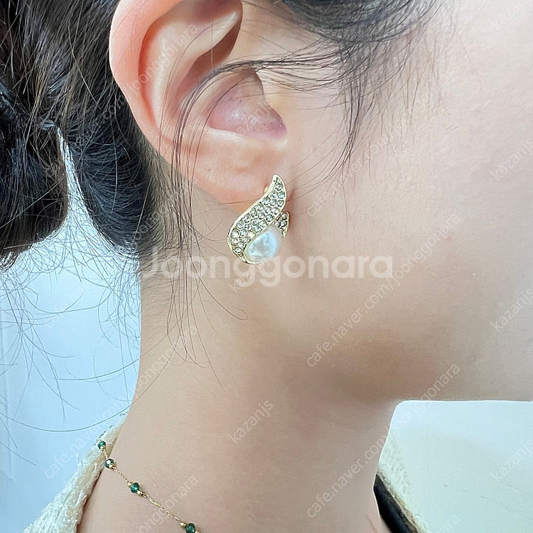 혼주 진주 귀걸이. 2종류 다 드릴게요--1