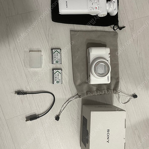 소니 하이엔드 디카 유튜브 카메라 ZV1-M2,슈팅그립(핸드그립),배터리 2개,충전선
