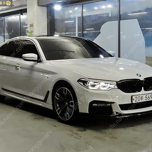 BMW5시리즈 (G30) 520d M 스포츠 플러스 (0톤)중고차 할부 리스 카드 저신용자 전액할부 가능