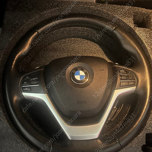 Bmw f16(x6) 핸들 팝니다