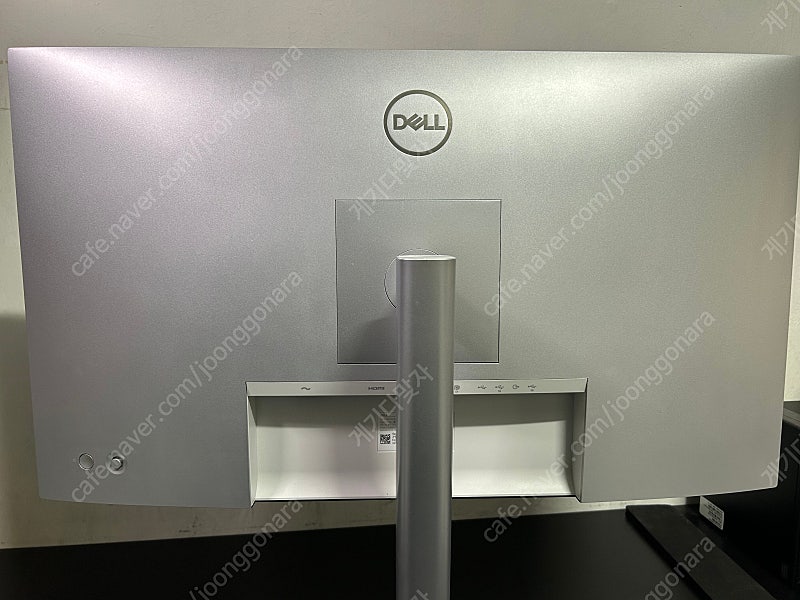 Dell 모니터 U2722d 리퍼교환 새제품 판매합니다.