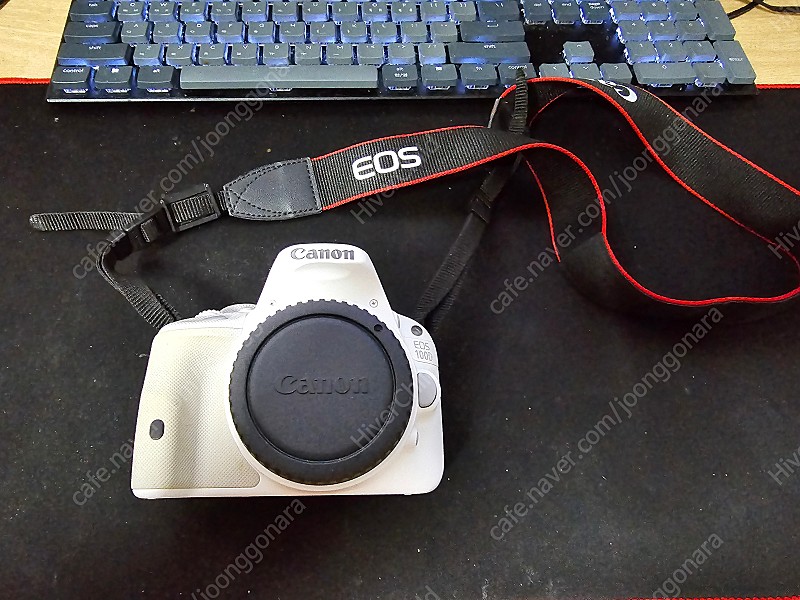 캐논 EOS 100D 화이트 + 40mm 단렌즈 + 18-55mm 번들렌즈 판매합니다.