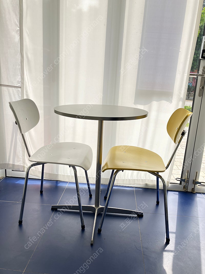 미드센추리 모던 카페 디자인 의자, 테이블