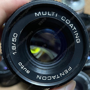 < 95% 오리지널 컨디션 > 올드스톡 올드스쿨 MF 정리중 !! M42 펜타콘 MULTICOATING PENTACON AUTO 50mm f:1.8 가성비 이종교합 !!