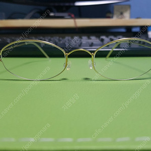 린드버그 (Lindberg) 에어 티타늄 SMILLA 무광골드 (COL. PGT) 안경 (새상품, 데모렌즈 있음)