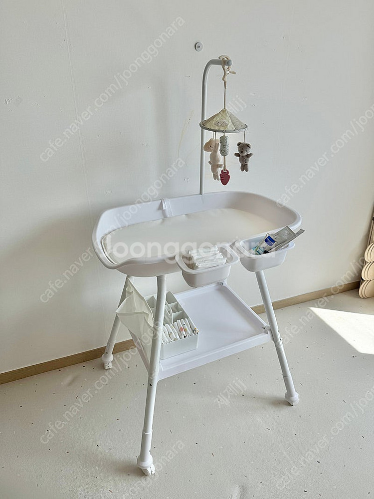 베베코지 기저귀갈이대 (미사용, 박스다있음)--1