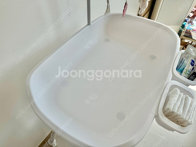 베베코지 기저귀갈이대 (미사용, 박스다있음)--6