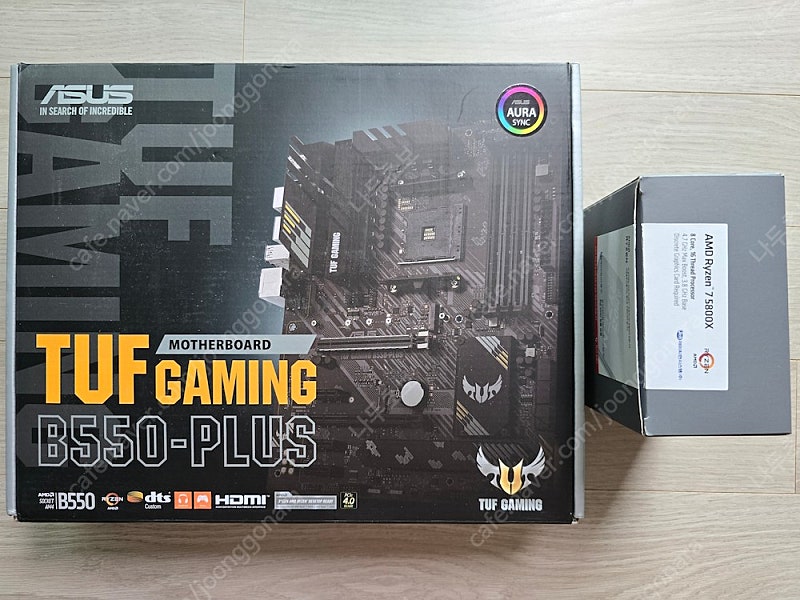 AMD 5800X, ASUS TUF GAMING B550-PLUS, 삼성 DDR4 3200 총 32gb 일괄 팝니다