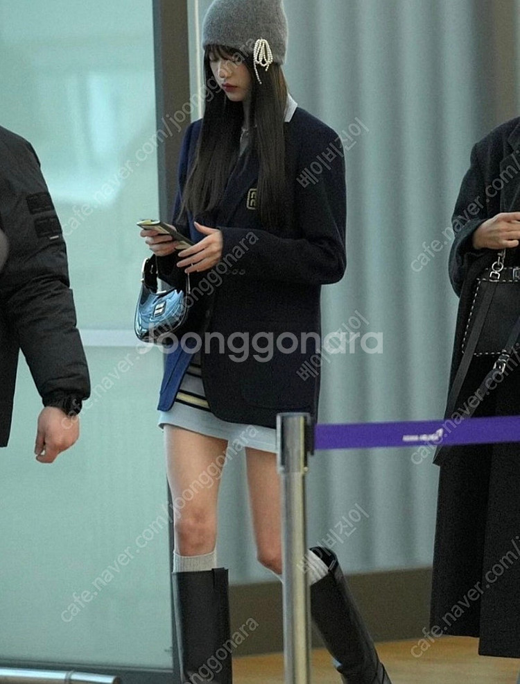 장원영 미우미우 호보백 새상품--1