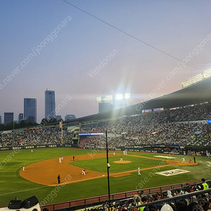 6월2일 일요일 두산vsLG 3루 오렌지석 4연석 통로