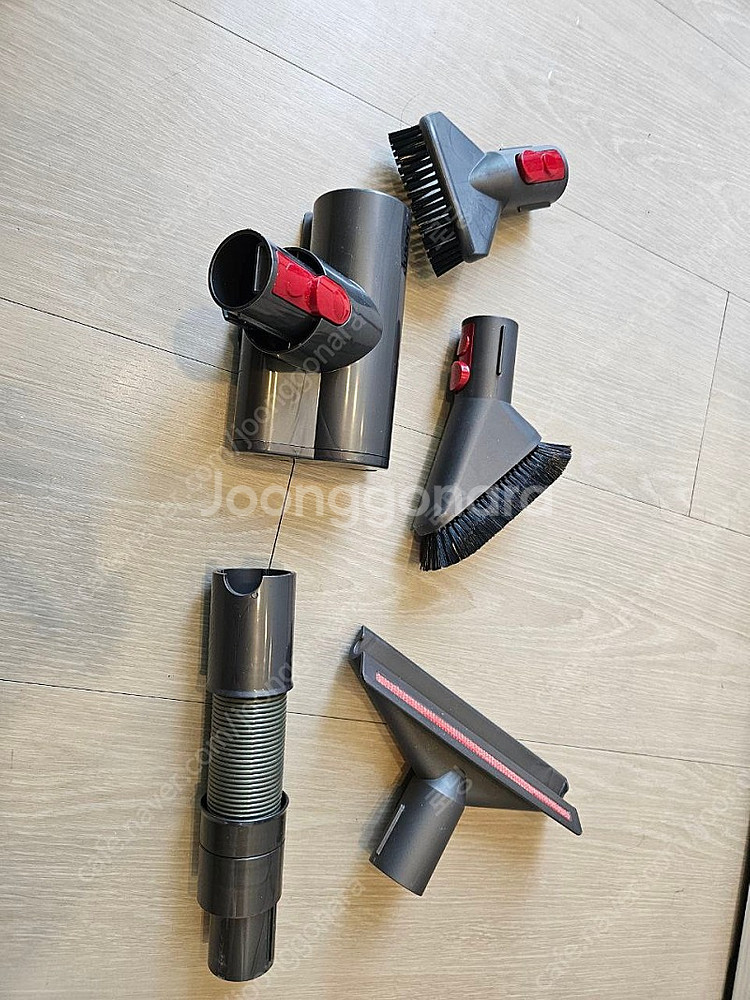 정품 다이슨 V11 컴플리트 프로 거치대포함 풀세트 판매합니다.--1