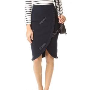 정품 클럽모나코 club monaco Lucah sweater skirt