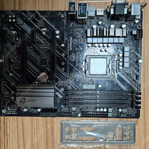 Asrock z390 phantom gaming 4 판매합니다.