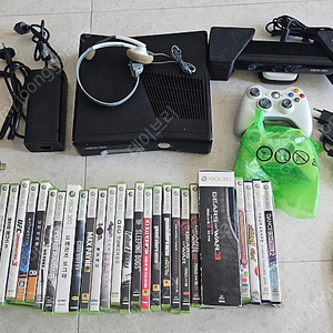 XBOX360 S 다수의 게임 포함 일괄 판매합니다.