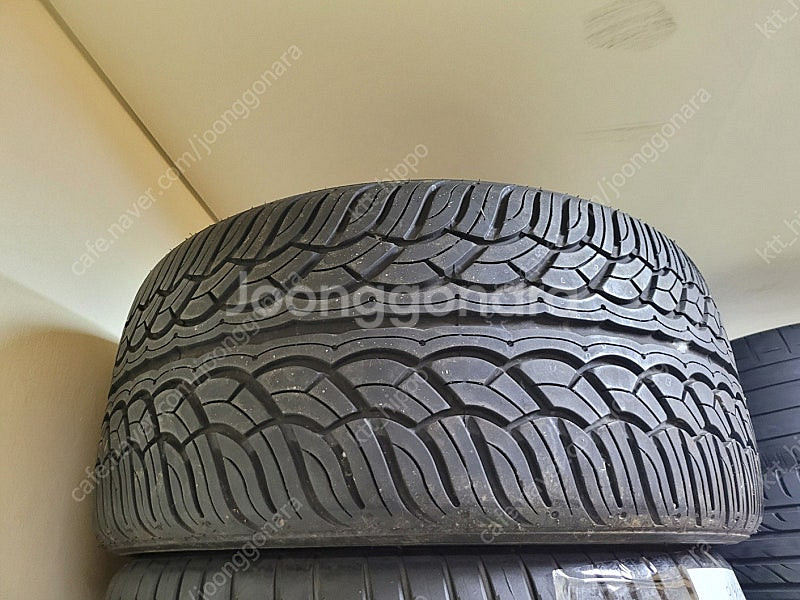 285 35 22 요코하마 타이어 1개 5만원 판매합니다.--4