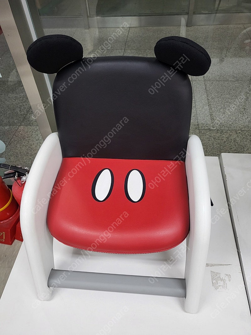 시디즈 아띠 유아책상+디즈니 의자2