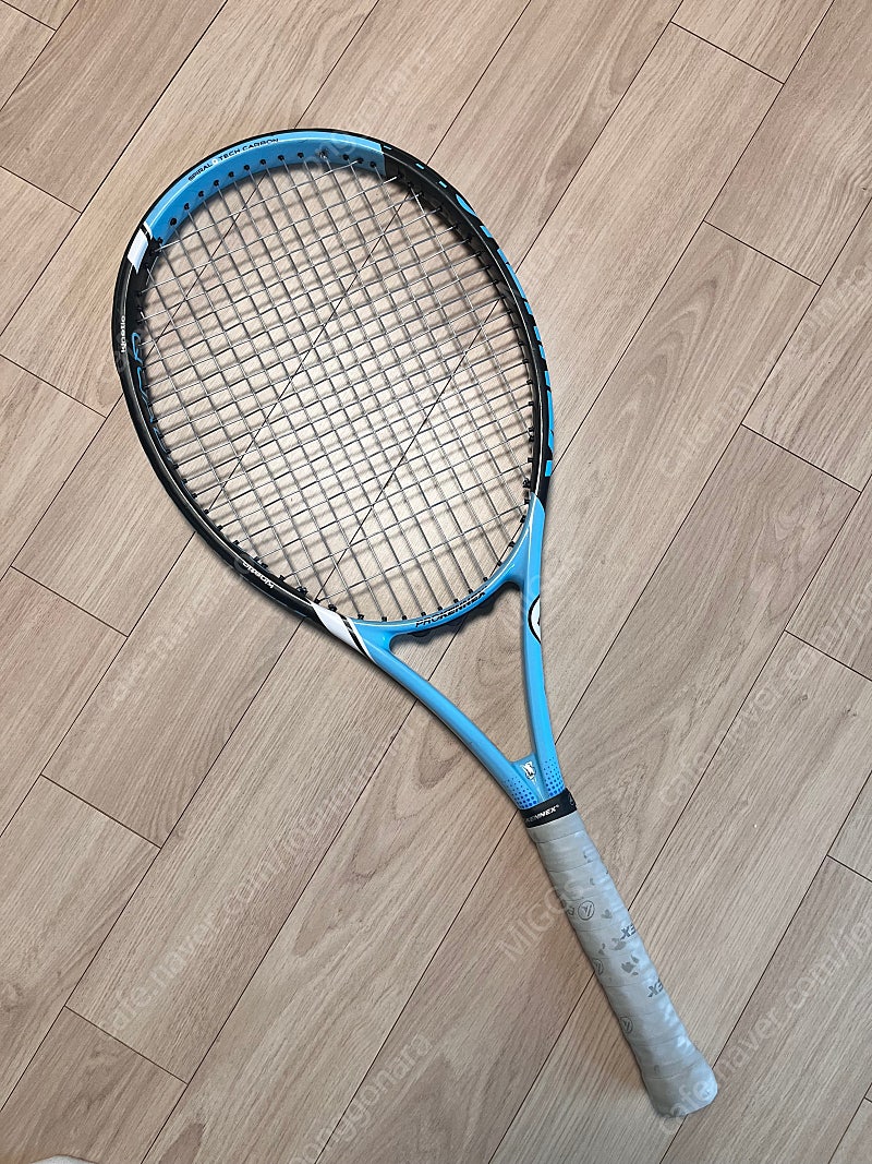프로케넥스 엘보우 테니스라켓 Q+15 260g 1그립 깨끗해요