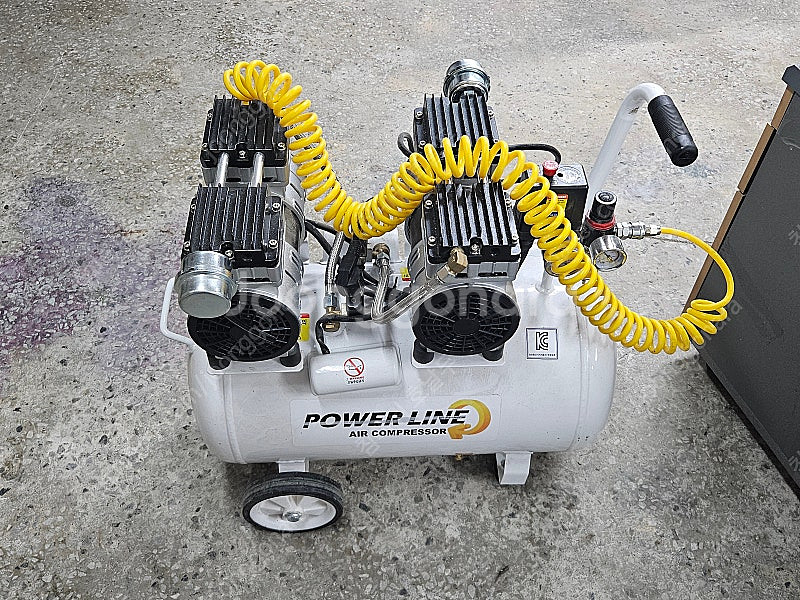 파워라인 4.5마력 콤푸레셔 팝니다....--0