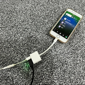 벨킨(belkin) Lightning 오디오&충전 어댑터와애플(Apple) 8핀-3.5mm 헤드폰 잭 어댑터