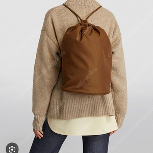 The row sporty backpack(Taupe)