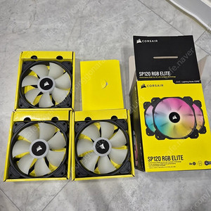 커세어 sp120 rgb elite 팬 3팩 + 컨트롤러 팝니다. 인천