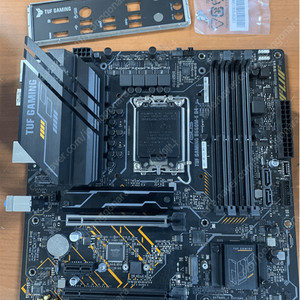 ASUS TUF B660M-E D4 15만원