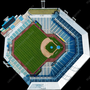 6월 1일 대구삼성라이온즈파크 1루 테이블, 중앙 테이블 2장 또는 4장 구매 희망합니다.