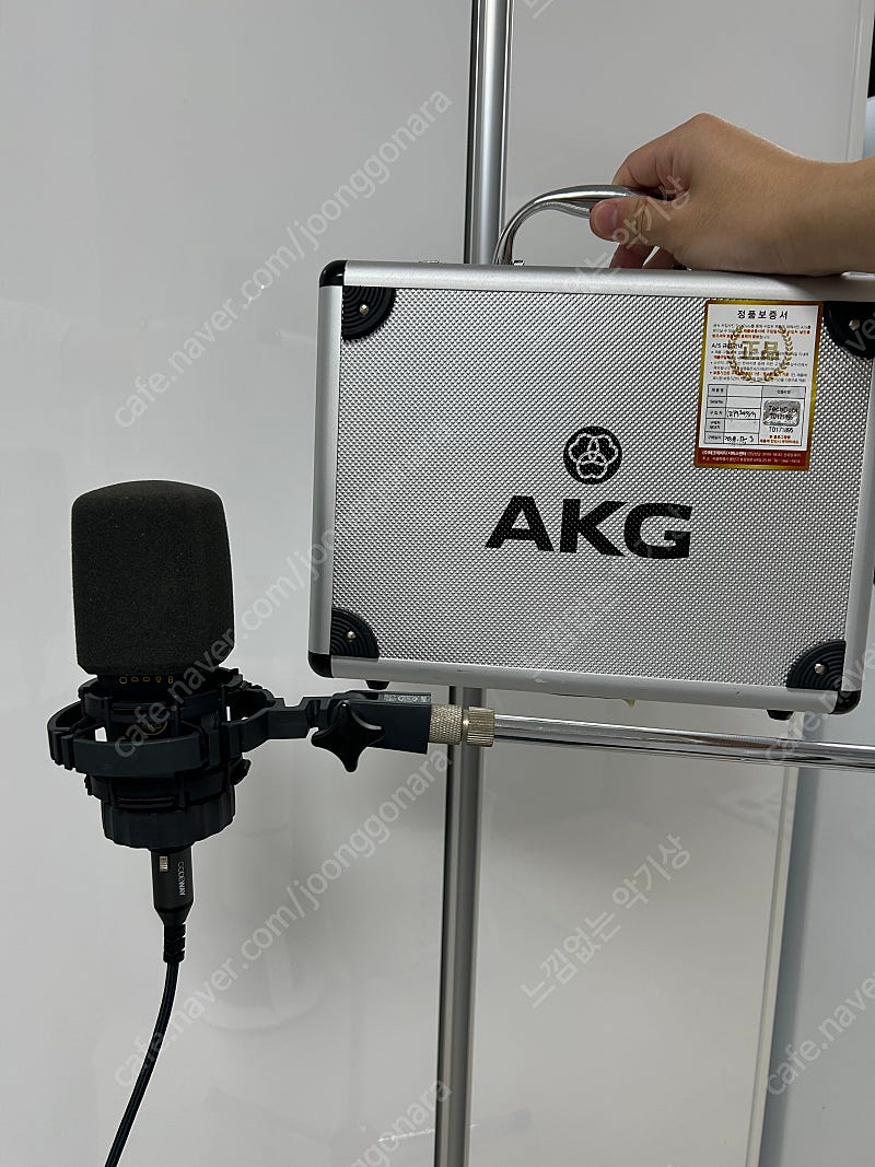 AKG C414 XLII 마이크 판매합니다~