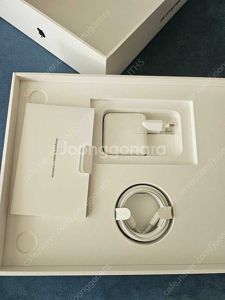 맥북에어 M1 2021년 제조 기본형--3