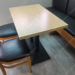 식당 테이블 책상